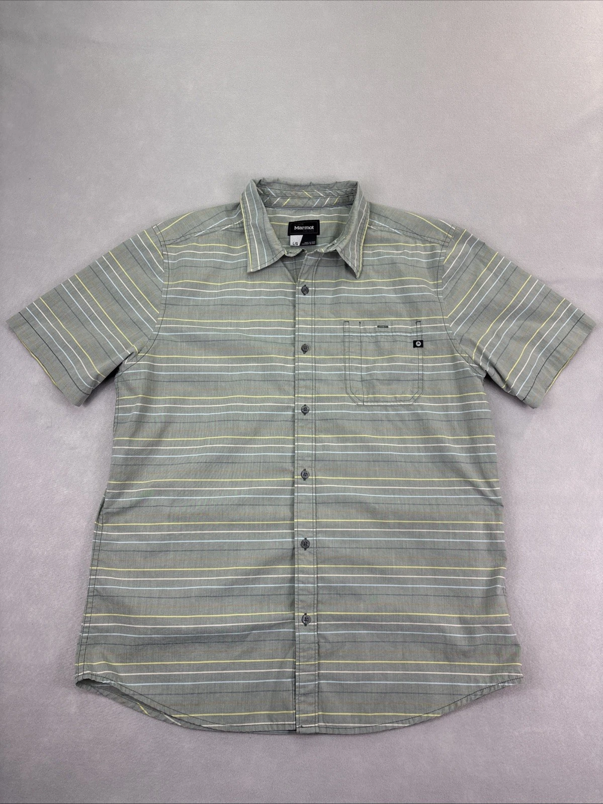 Marmot Shirt Mens Large Green Striped Short Sleeve Button Up Hiking Casual Summe