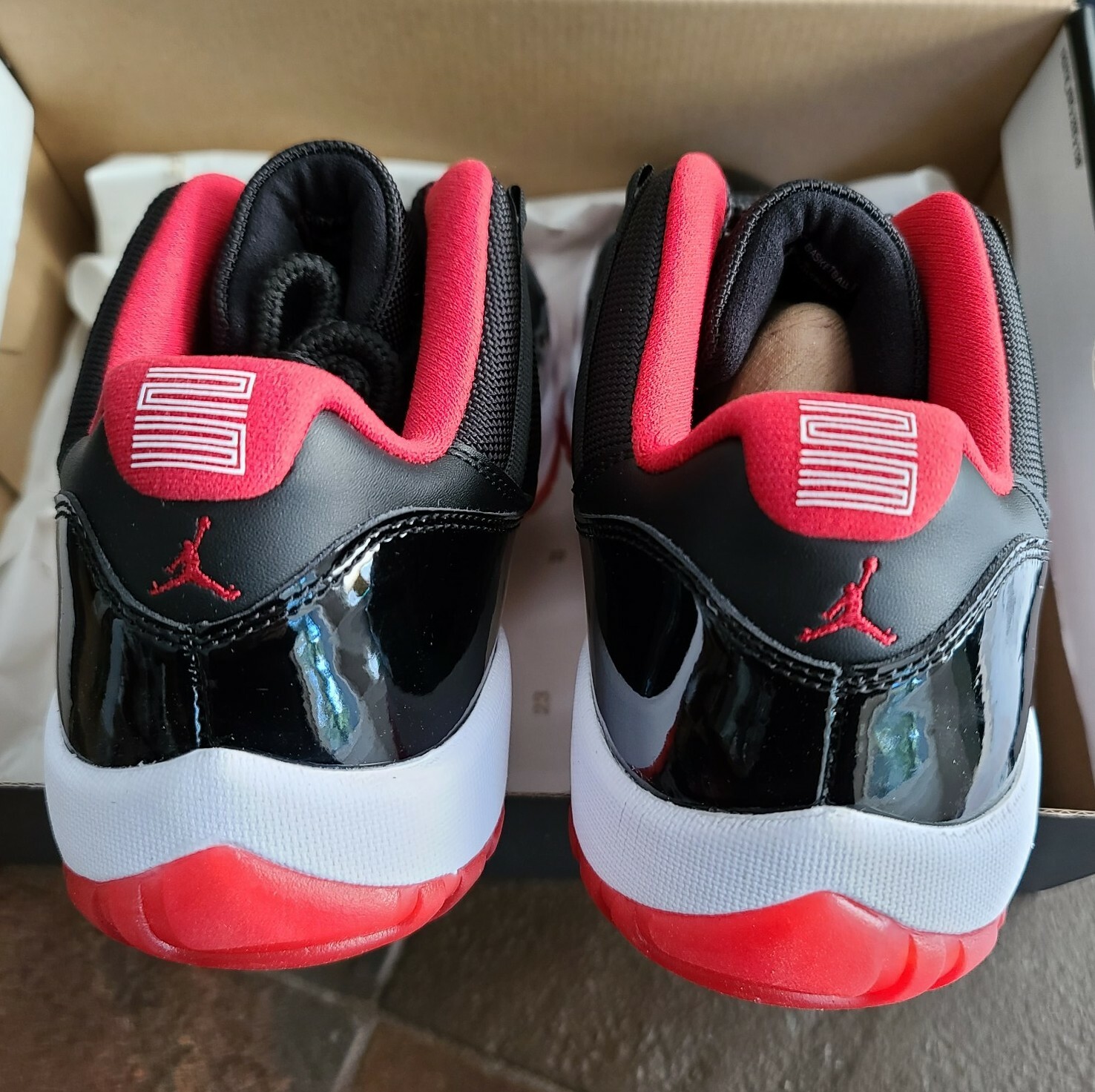 Size 10.5 - Jordan 11 Retro Low bred 