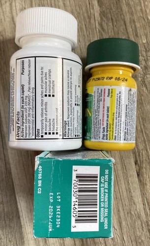 Kirkland Basics Aspirin 365 +36 Tablets Healthcare Naproxen Sodium 200 Caplets - Picture 2 of 9