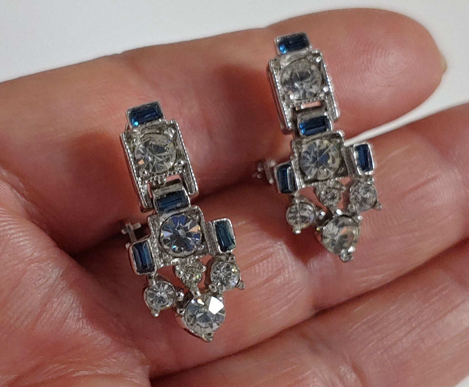 BOGOFF Clip on blue & Clear Rhinestone Vintage Ea… - image 1