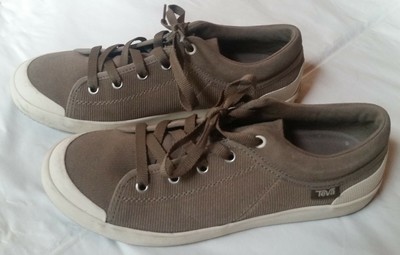 teva freewheel corduroy