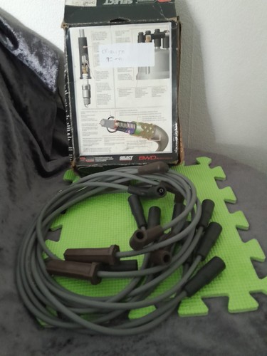 BORG WARNER CHEVROLET CORVETTE IGNITION LEAD SET 92/96 ONLY - Picture 2 of 3