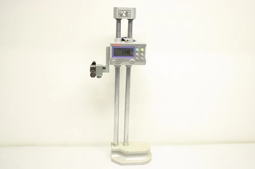 Mitutoyo 192-613-10 Altimeter Heightmaster Altimeter HD-30AX