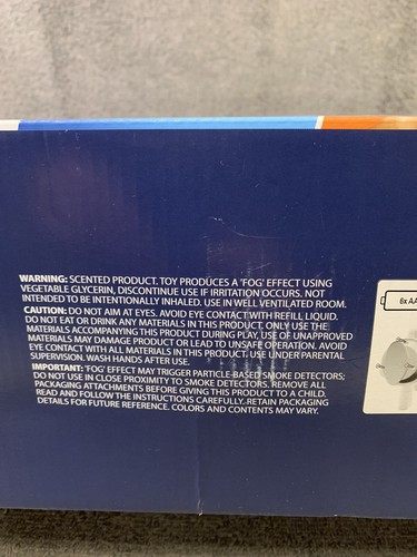 Despicable Me 4 The minion, Extreme Ultimate Fart Blaster Lights Up And Air  - Picture 10 of 12