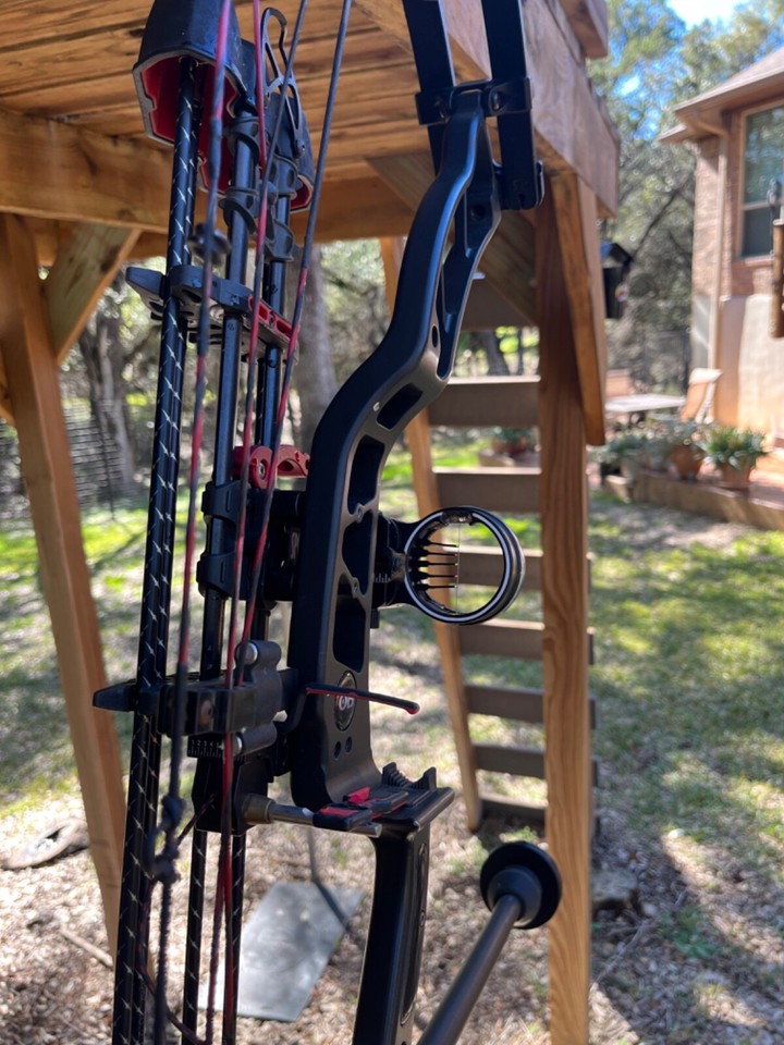 Obsession Turmoil Compound BowLeft Handed eBay