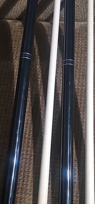 Set of 2 Two-Piece Billiard Cues Black and White Pool Sticks Professional