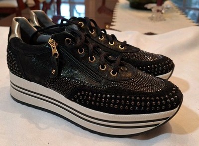 New Nero Giardini Italian Studded Platform Sneakers Womens Size 9 