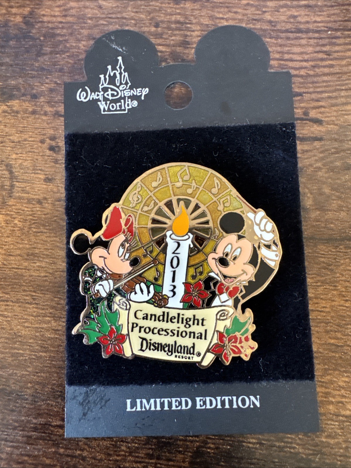 2013 Candlelight Processional LE Pin Disneyland