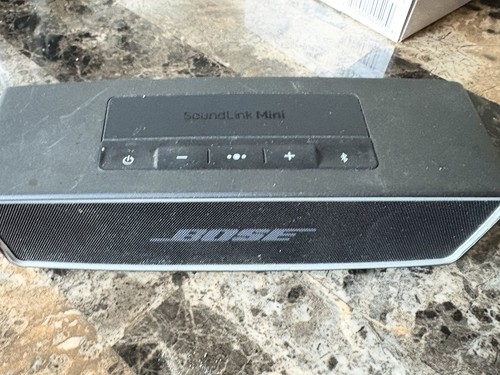 Bose SoundLink Mini Portable Speaker NO CHARGER. 