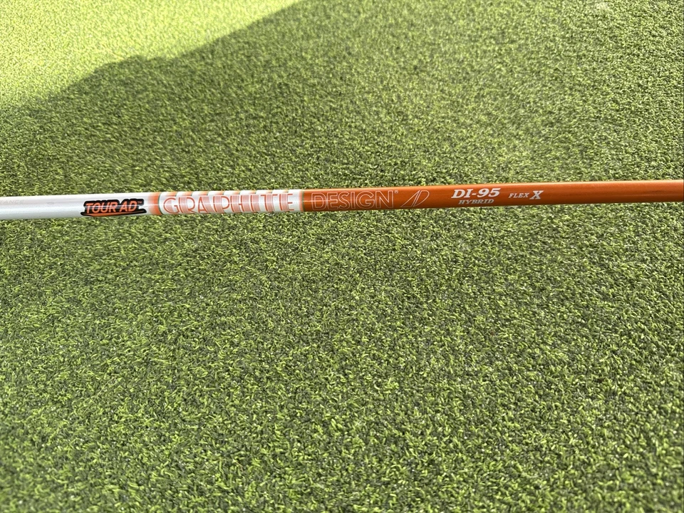 BOMBER Ping iCrossover 3 Driving Iron 20* Tour AD DI 95X - Image 3 of 4