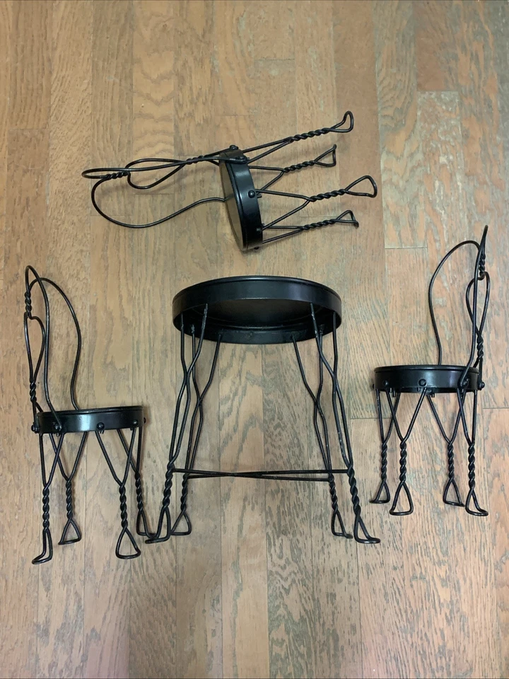 Miniature Vintage Ice Cream Parlor Table and 3 Chairs. Doll Furniture. - Image 2 of 4