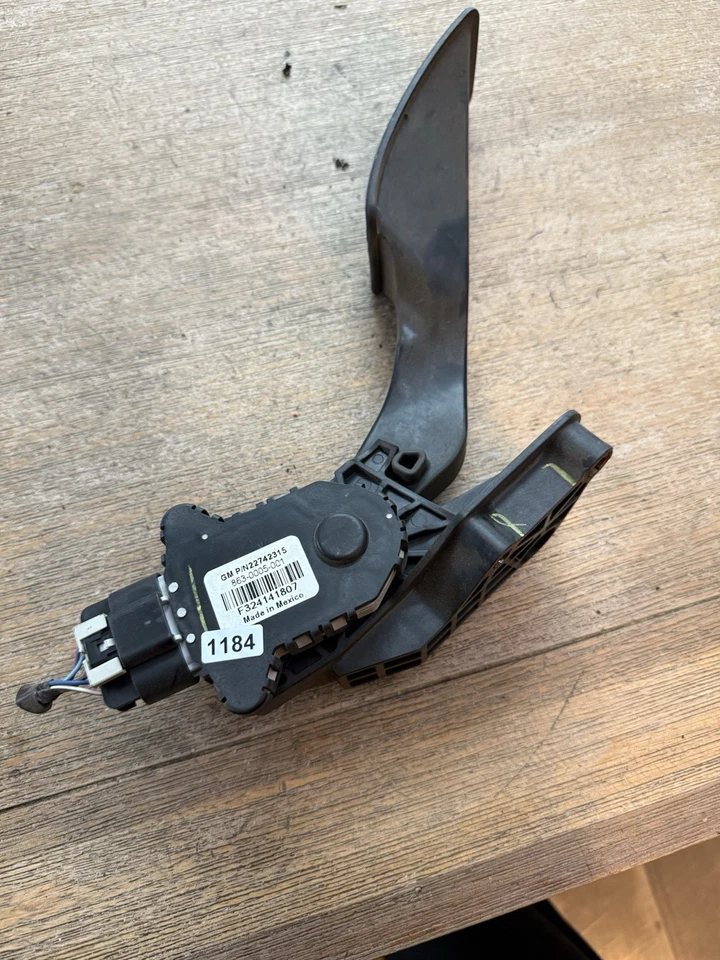 Conjunto de pedal acelerador Chevrolet Impala 2011-2016 22742315 OEM Foto 4 de 4