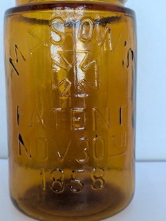 RARE RARE RARE Amber Mason pint jar with Hero Cross Nov. 30 1858