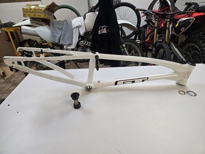 2015 GT Bicycles Speed Series Pro XXXL Frame 22