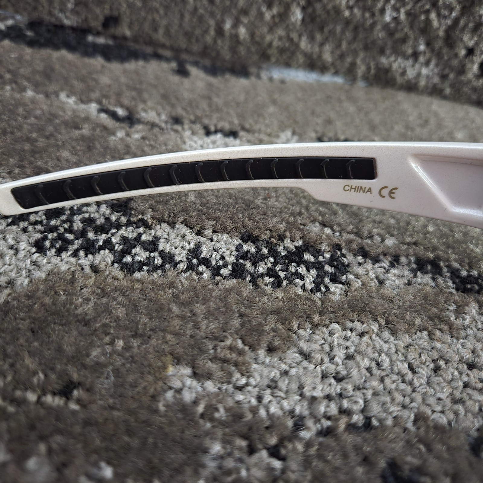X-Loop High-Definition (HD) Rectangle Sunglasses … - image 8