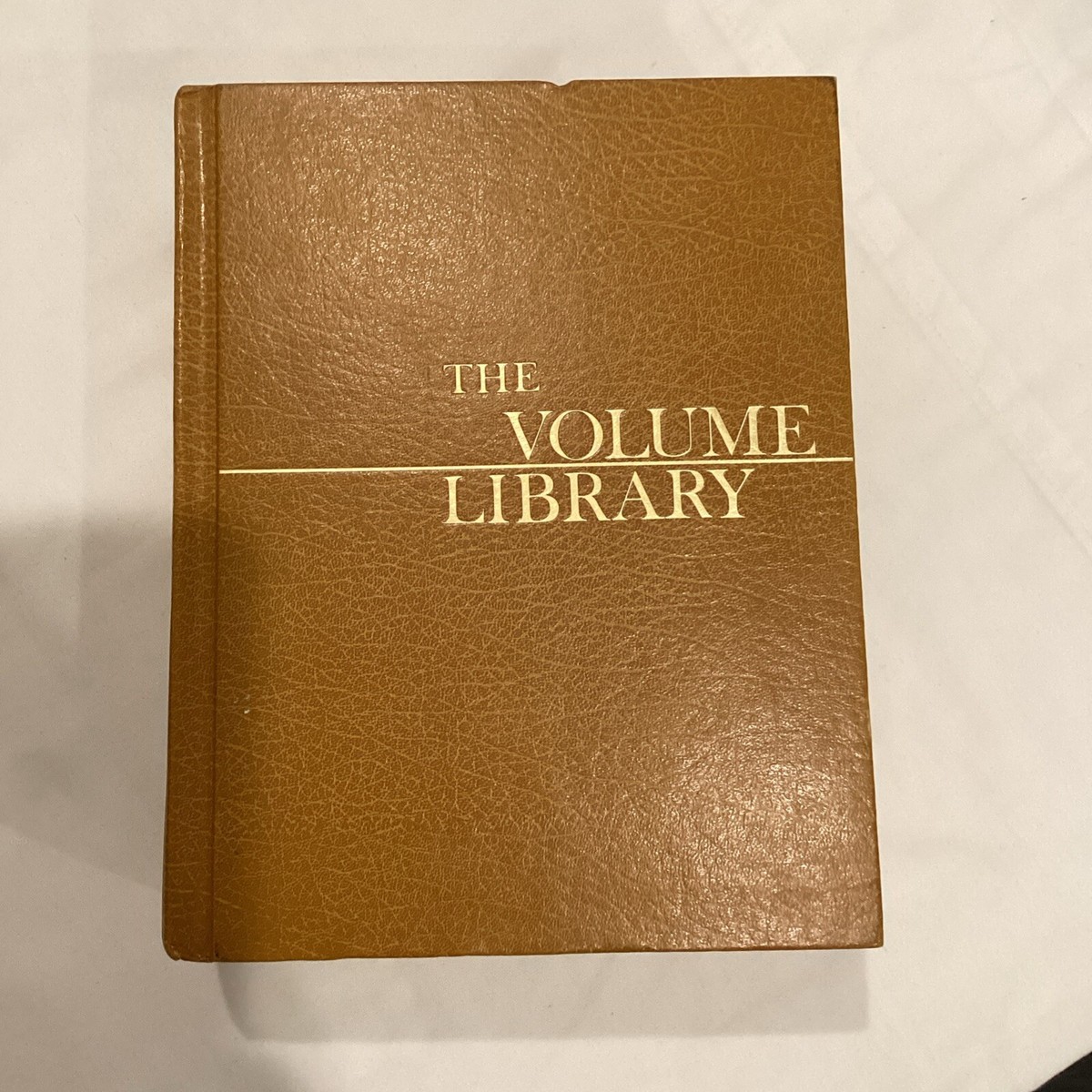 VINTAGE 1980 The Volume Library Encyclopedia Hardcover EXCELLENT