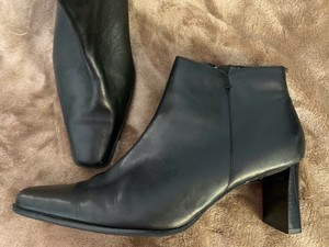 white mountain black ankle boots