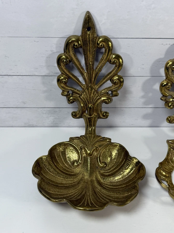 Vintage Brass Shell Shaped Soap Dish and Toothbrush Holder Wall Mounted  - Image 3 of 4