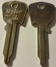 3  Jaguar Key Blank # J81J
