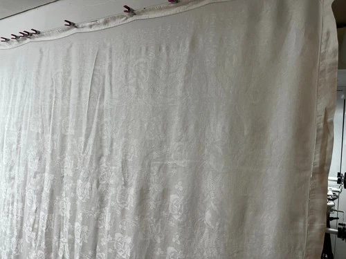 Vintage White Linen Damask Tablecloth 68x102 & 6 Napkins