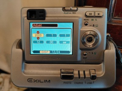 Casio Exilim EX-Z3 3.2MP Compact Digital Camera Silver, Charging