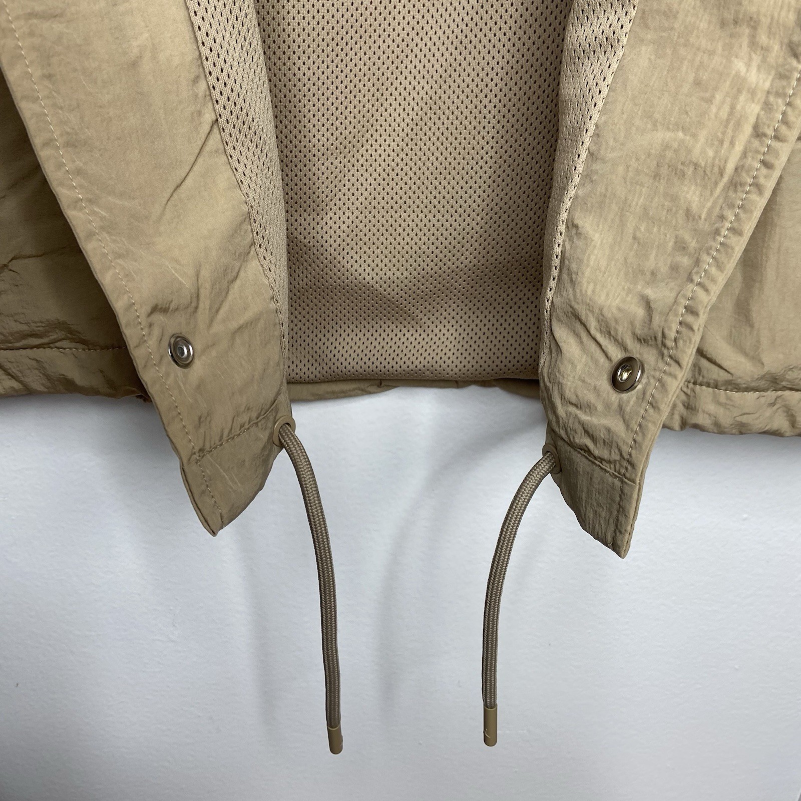 Nike Air Jordan Essentials Mens Coaches DWR Windbreaker Jacket Khaki Size Medium thumbnail 6