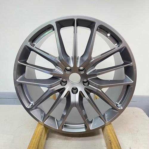 Maserati Ghibli Rear Inner Wheel P/N 670011859 Photo - $475