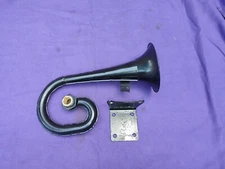 vintage car horn parts/HOT STREET RAT ROD IN GOOD CONDITION