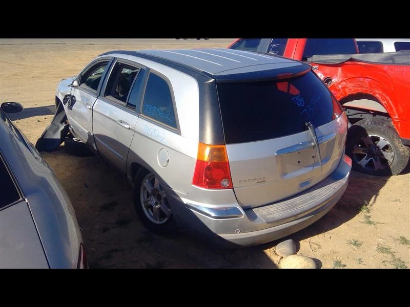 Cilindro maestro de freno usado se adapta a: Chrysler Pacifica 2006 frenos de disco traseros con tracción Foto 3 de 4