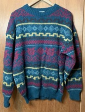 Vintage Vaka Wool Sweater Iceland 100 Wool Green, Red Floral Medium 23.5  Chest