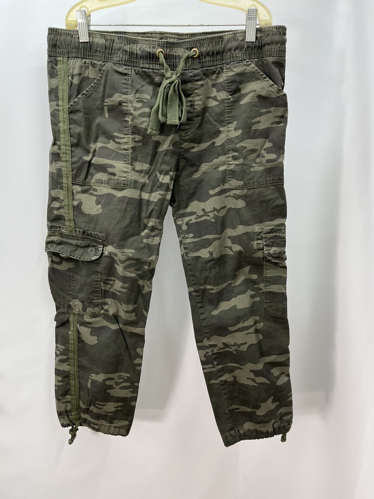 Sanctuary Women's Drawstring Capri Camo Camouflage Pants Mid Rise Size 31P  | eBay