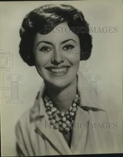 1962 Press Photo Caterina Valente, Singer in closeup - sap37835