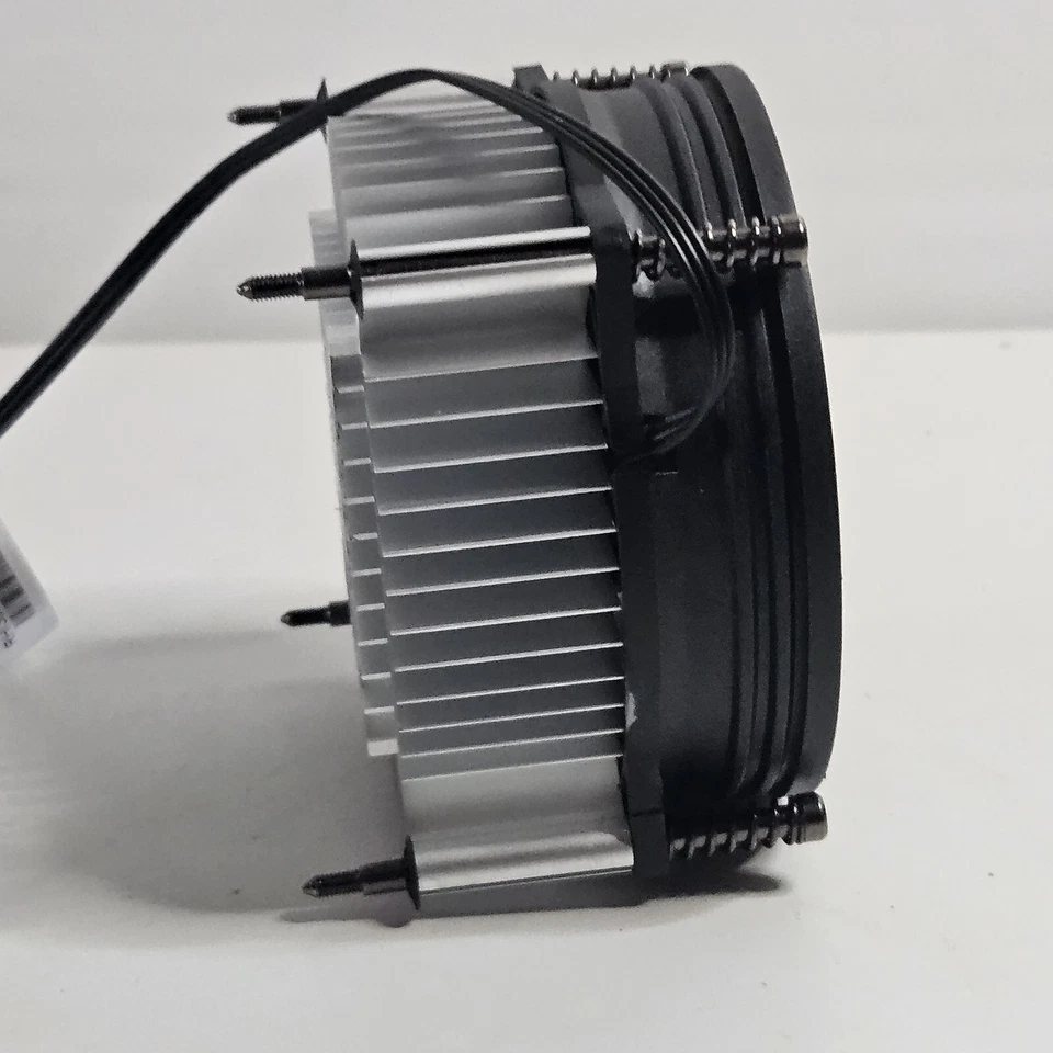 Cooler Master i30 CPU Cooler - 95mm Low Noise Cooling Fan Heatsink - Image 4 of 4