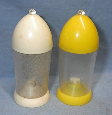 BALL POINT SALT & PEPPER SET marked:  V. A. KASIN MOLDED PRODS LOS ANGELES CAL