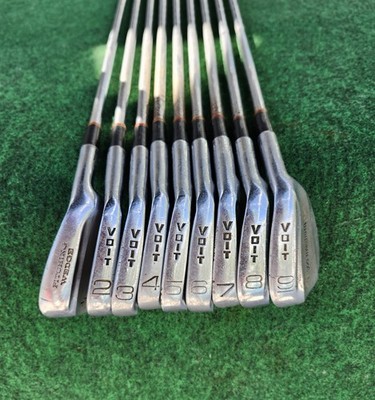 Voit MAGNUM 300 (2 thru PW) 9 Pc Iron Set RIGHT HAND  Reg Flex Steel Shaft