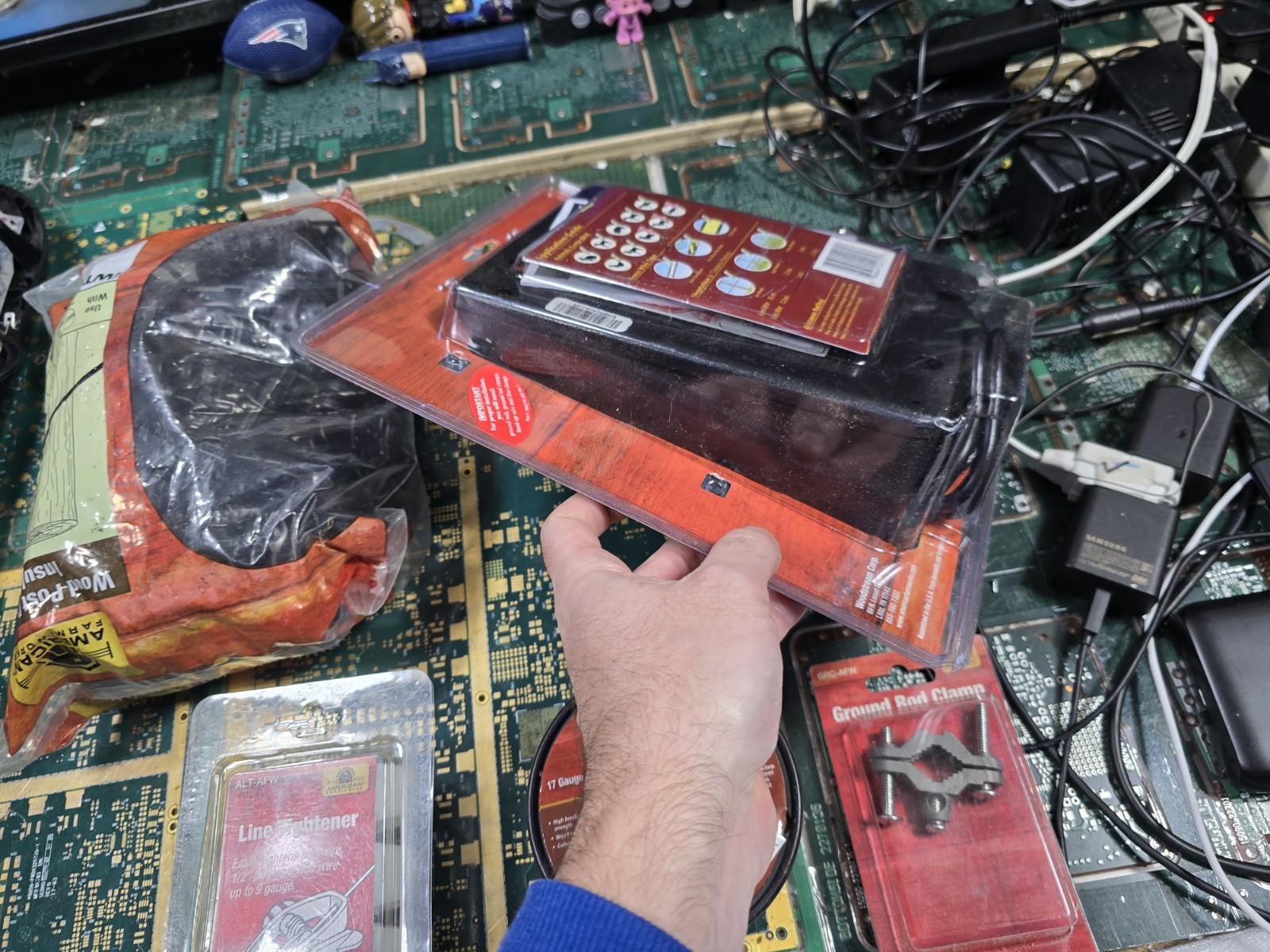 AMERICAN FARM WORKS-EXACT-15 Mile AC Low Impedance Electric Fence w/Accessories