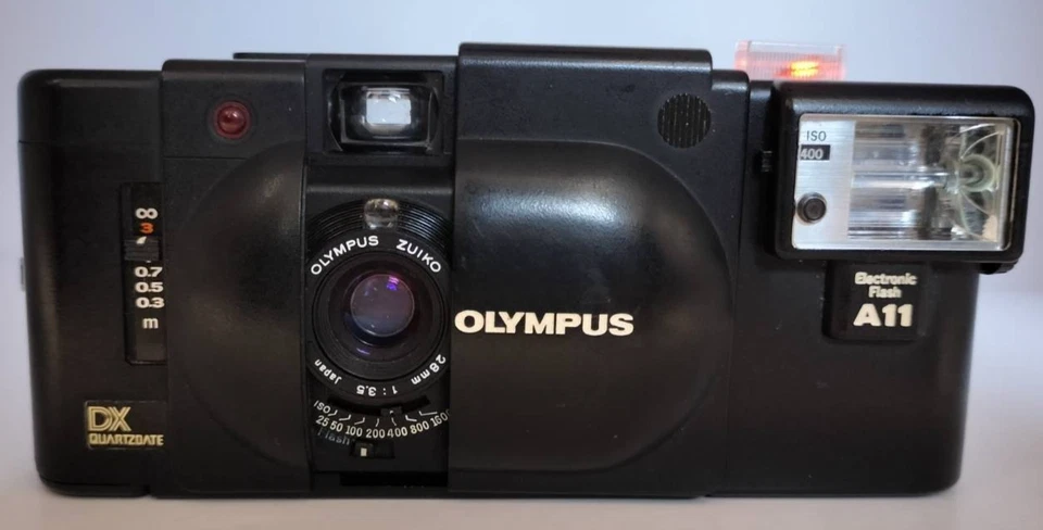 [CASI COMO NUEVO] Flash para cámara fotográfica compacta Olympus XA4 Macro 35 mm A11 Japón Foto 2 de 4