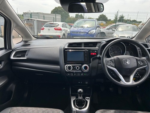 2017 Honda Jazz 1.3 i-VTEC SE Euro 6 (s/s) 5dr HATCHBACK Petrol Manual - Picture 4 of 17