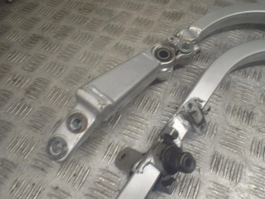 Par de rieles de cuadro Yamaha FJ1200 A ABS 4CR Foto 4 de 4