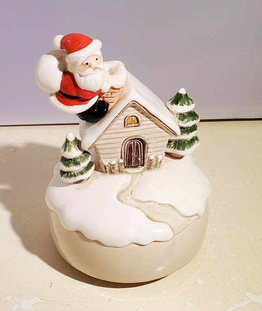 Otagiri Rotating Music Box 1979 "Jingle Bells" Santa Climbing the