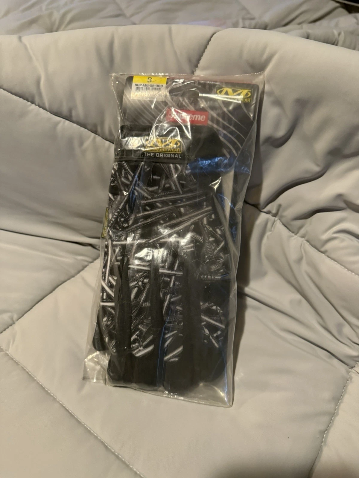 *NEW* SUPREME Mechanix Original Work Gloves Black Size Medium *Sealed*