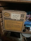 Vintage Sunbeam Mixmaster Stand Mixer 2.5 qt 125W 12-Speed Almond Stainless,