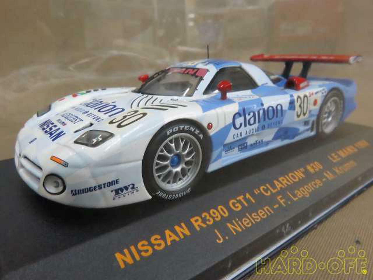 Ixo Nissan R390 Gt1 30 Model Car Magazyn z natychmiastową dostawą