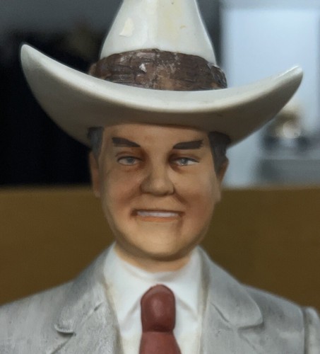 VTG 15” DALLAS TV SHOW JR EWING DECANTER / MUSIC Box, 1980, No Box, No COA - Picture 6 of 22