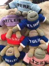 Hand knitted for pg tips monkey. jumper with any name (Jumper any colour)