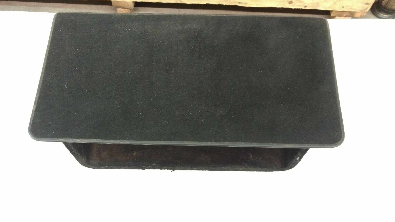 LAMBORGHINI MURCIELAGO LP640 FRONT TRUNK LUGGAGE COMPARTMENT OEM 410823441
