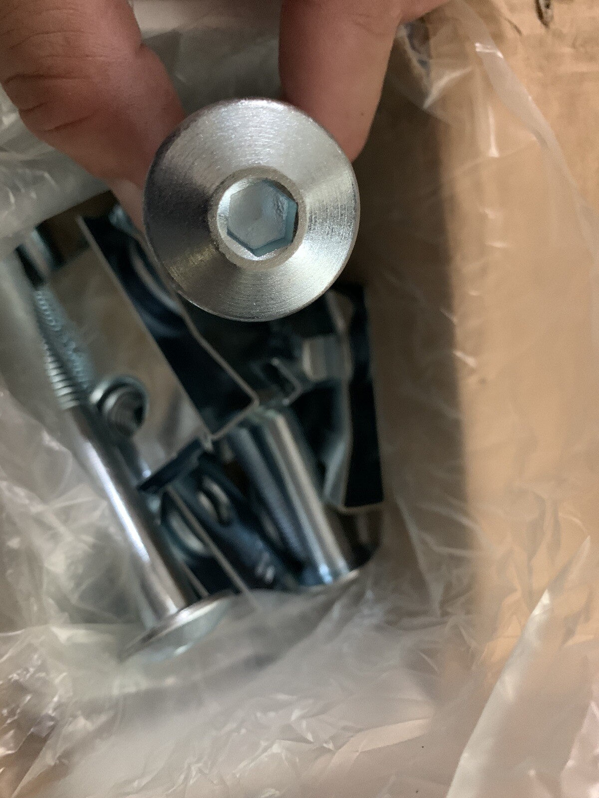 924311 NEW Truck Bed Mounting Hardware F250 Ford F350 Super Duty