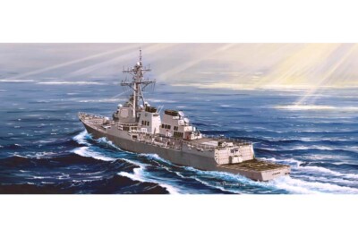 Trumpeter 4526 US Guided-Missile Destroyer Lassen 1/350 Scale Model Kit