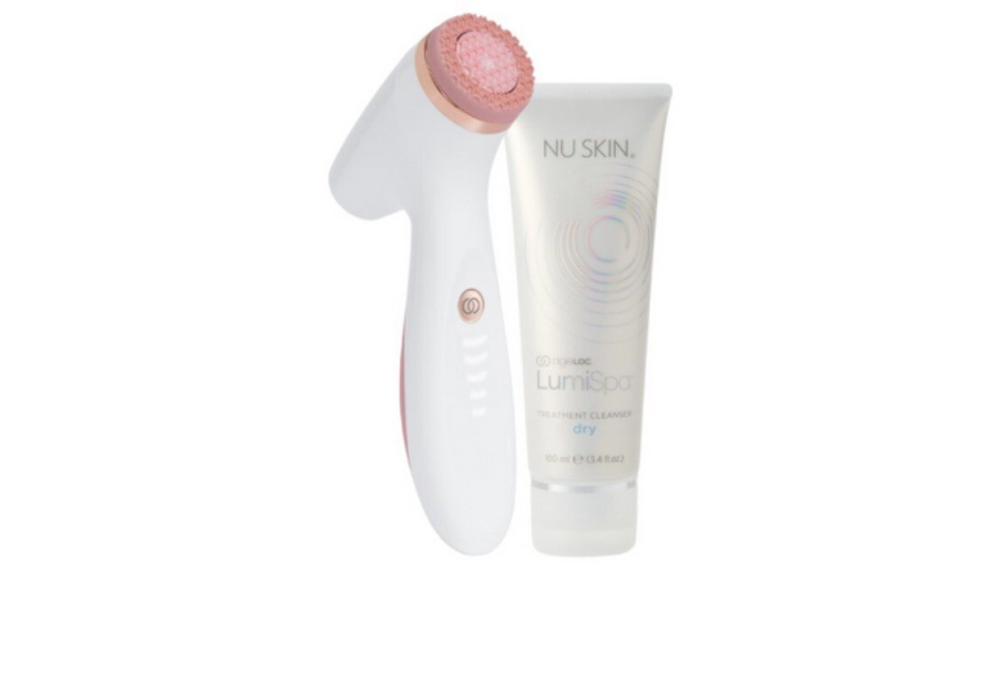 NuSkin ageLOC LumiSpa iO Rose Gold Facial Device with Normal