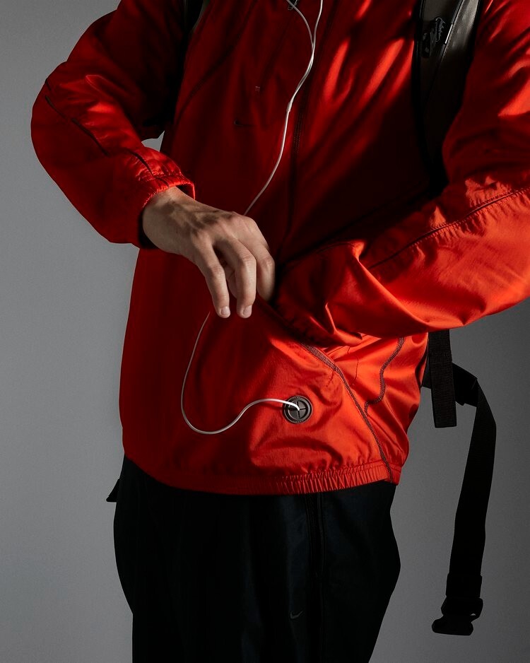 Nike Mobius MB1 Jacket by Tony Spackman | eBay Nike Mobius MB1 Jacket by Tony Spackman | eBay